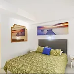 In Cristianos With Pool In Port Royal Апартаменты *