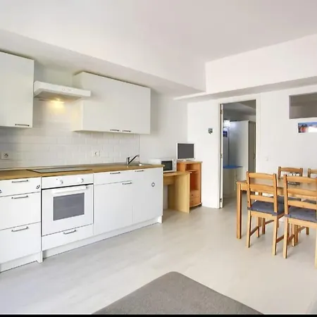 1 Bedroom In Cristianos With Pool In Port Royal Apartment *