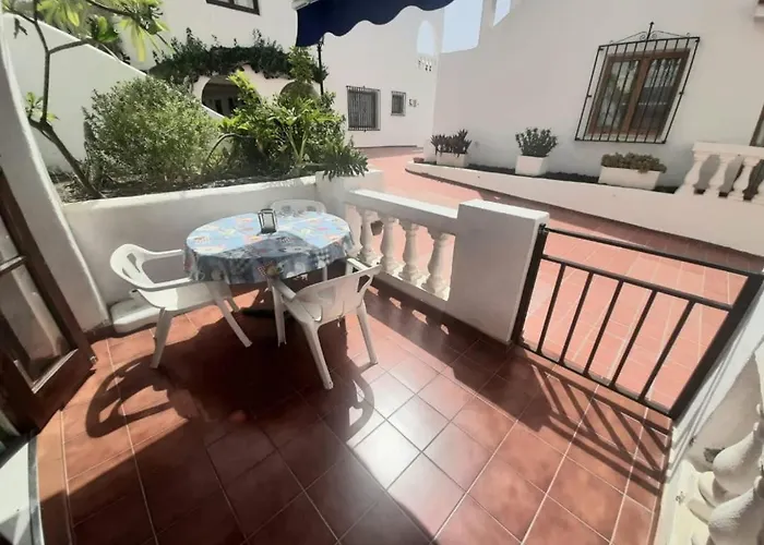 In Cristianos With Pool In Port Royal *