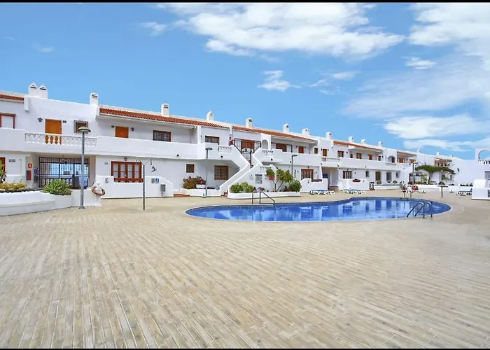 In Cristianos With Pool In Port Royal *